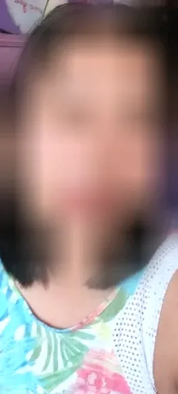 Leonie, 37