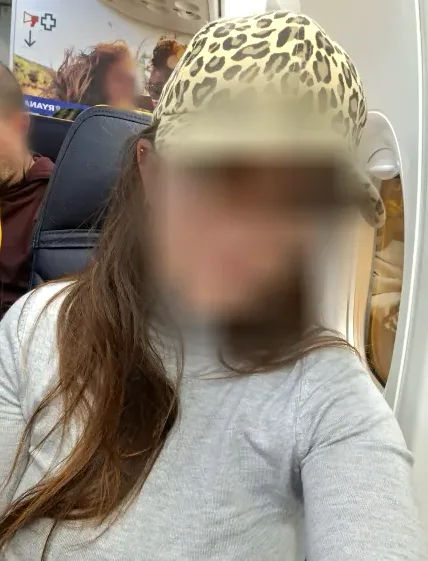 Marie, 33